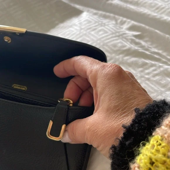 Coach envelope style long wallet - Picture 6 of 8